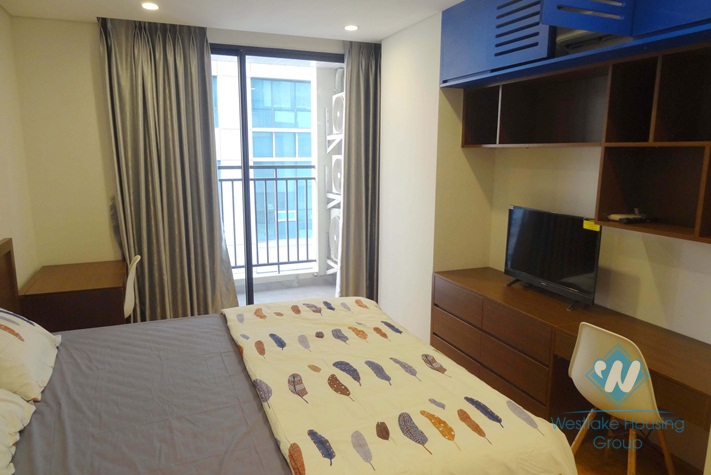 Nice and clean two bedrooms apartment in Hong Kong tower, Ha Noi